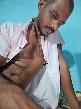 Daddyishere_19のライブXXXチャット