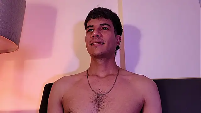 Derek_stud_ live XXX chat