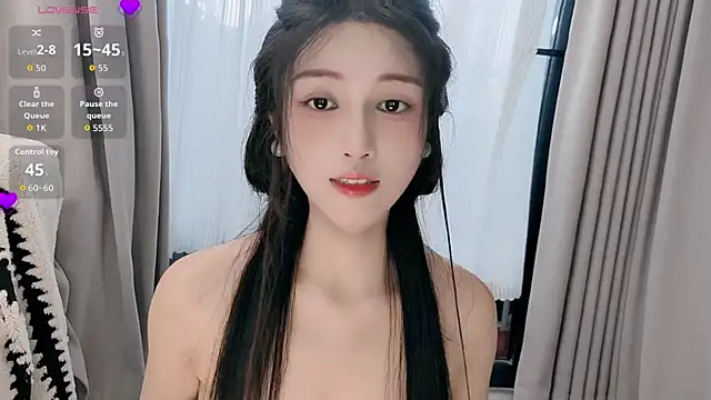 lulu-789's Live XXX Chat