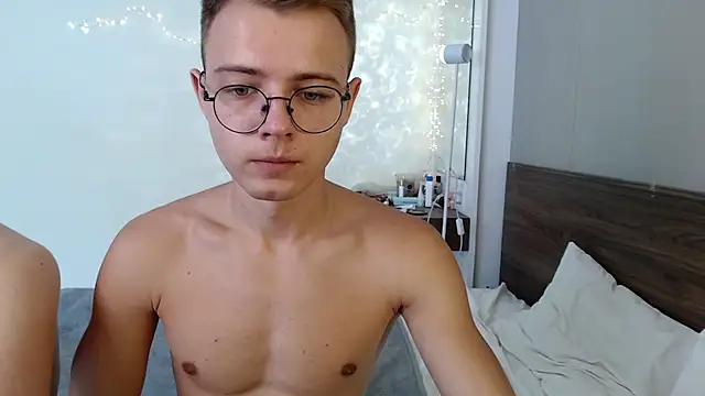 Živý XXX chat NikiKerryCum