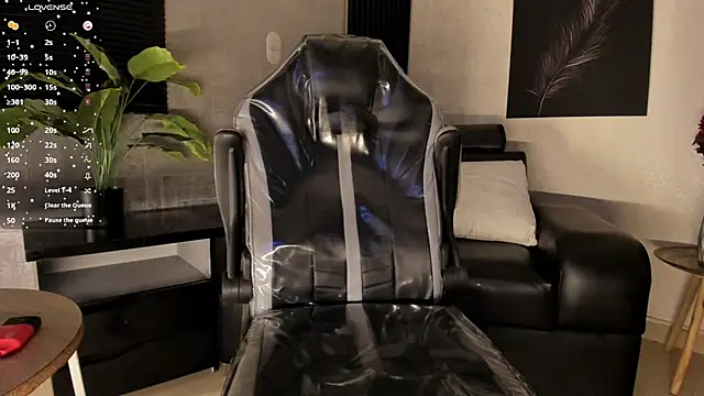 XXX chat uživo modela DannSmmith