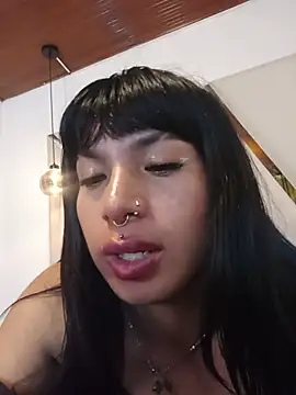 XXX chat uživo modela MeelFox