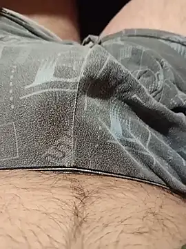 Lobos24danny webcam show