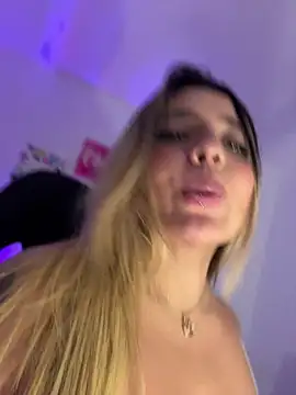 Chat +18 de _Ninasanz ao vivo