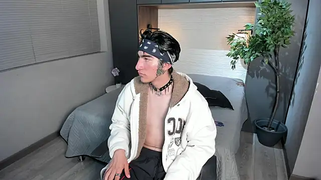 XXX chat uživo modela Angel_Marzel_