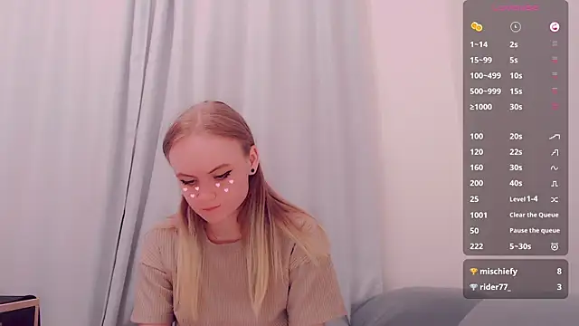 AliceNya_cute Chat XXX in diretta