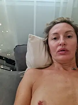 Miss____Mia_ Chat XXX live
