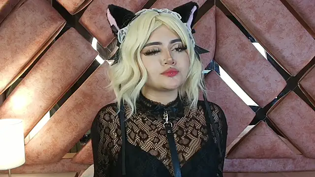 lya_nekko_: онлайн-секс-чат