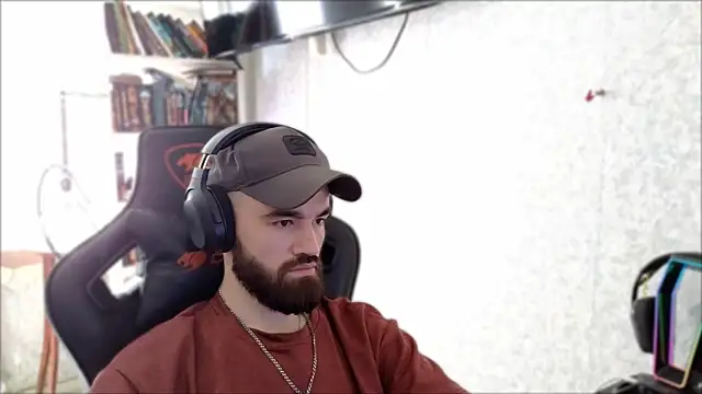 _Serious_Man Chat XXX live