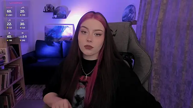Chatroom XXX en direct de CoraMiel
