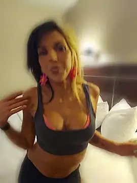 lil_jiggly Chat XXX in diretta