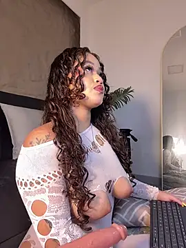 Isa__Blanc XXX чат на живо