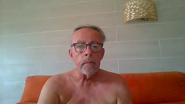 tuggy59 Live XXX-Chat