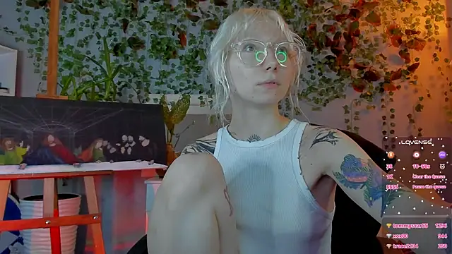 tattoo_art_baby Adlı Modelin Canlı XXX Sohbeti