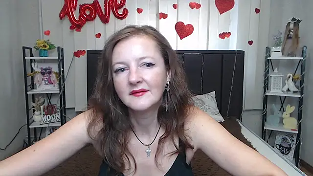 MeganPirs Adlı Modelin Canlı XXX Sohbeti