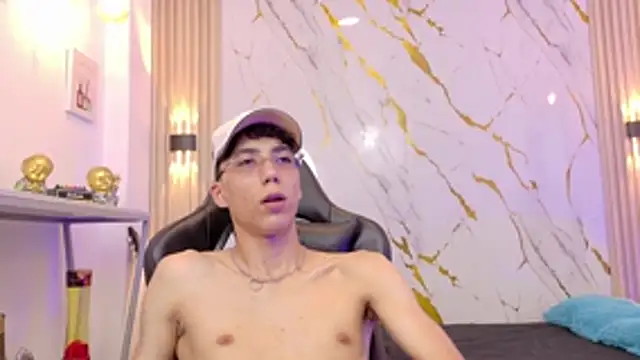 Nikolay_Gregori élő XXX-chatje