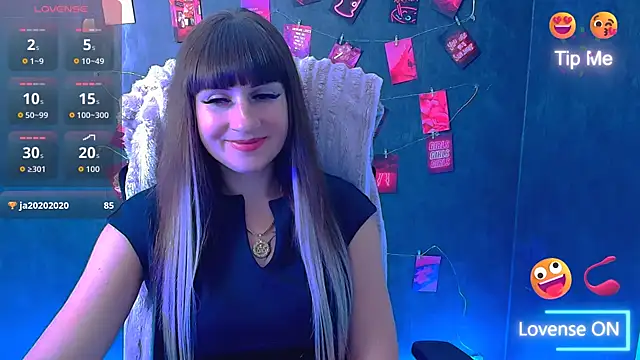 Chatroom XXX en direct de Violla_My