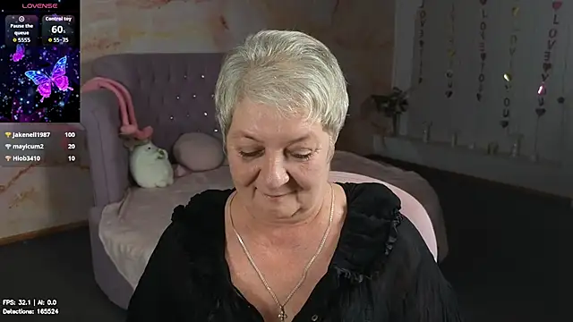Poppy_Pulsen Live XXX chat