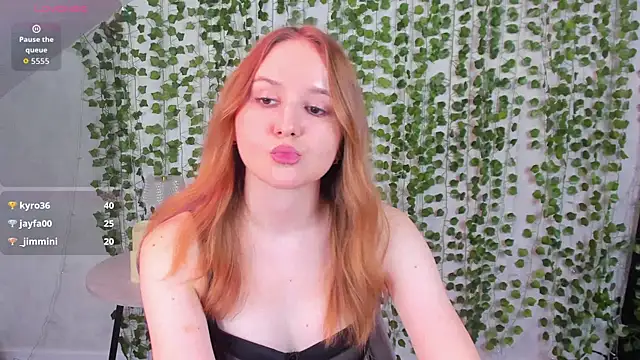 Emmaa_Kimm Chat XXX in diretta