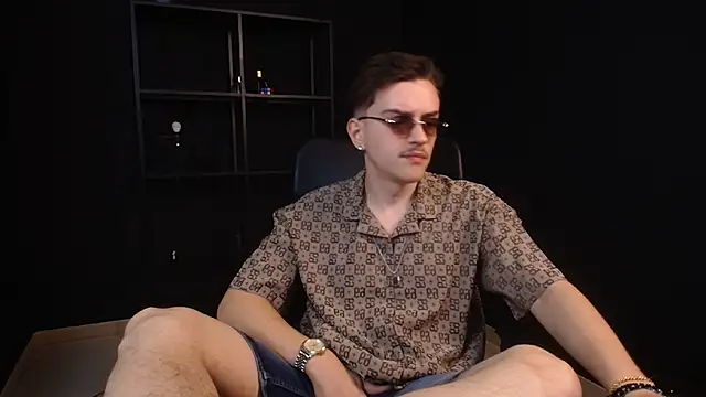 Chat XXX ao vivo de FelixStarkk