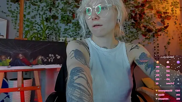 tattoo_art_babyn Webbikameraesitys