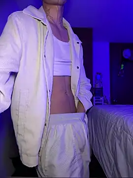 Živý XXX chat santikhalifa
