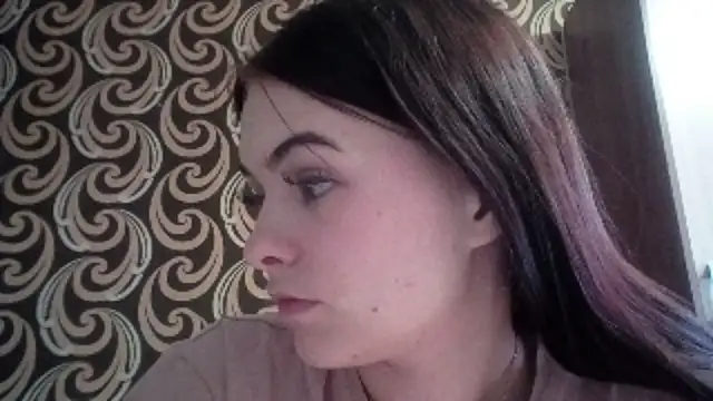 KikiAmino Chat XXX in diretta