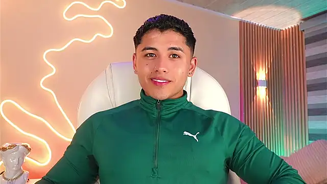 MatiasKorn Adlı Modelin Canlı XXX Sohbeti