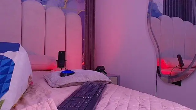 Chatroom XXX en direct de abbyrouss_