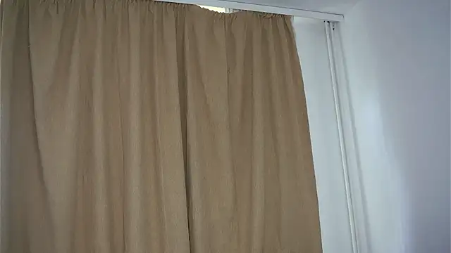 HotMollyX 即時 XXX 聊天