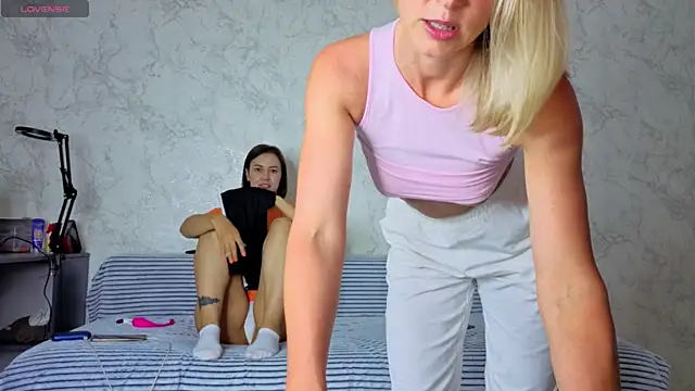 Helen198705 Adlı Modelin Canlı XXX Sohbeti