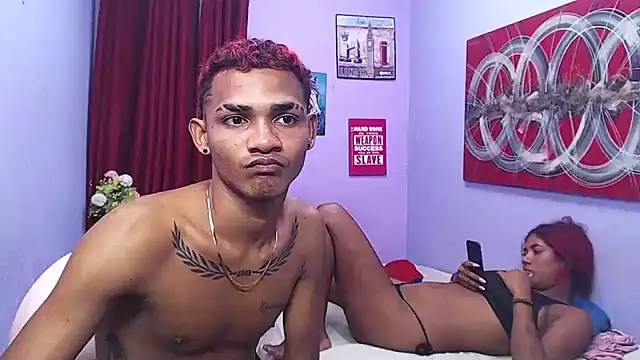 Chat +18 de black_twinks ao vivo