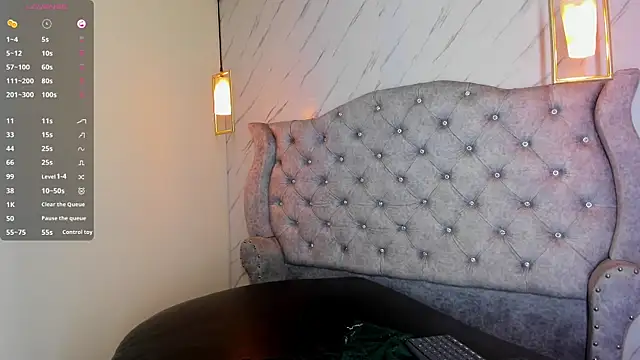 Онлайн чат XXX Alice_Laurentt