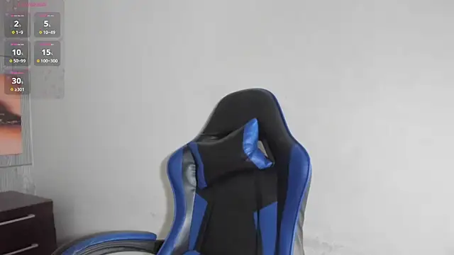 Chat +18 de dolly_boob ao vivo