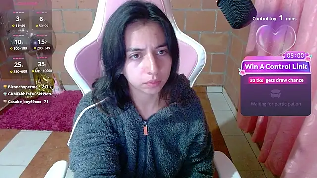 Czat XXX na żywo – Maggie_Fox3