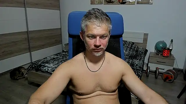 Pokazy przed kamerką – RobbyShawz