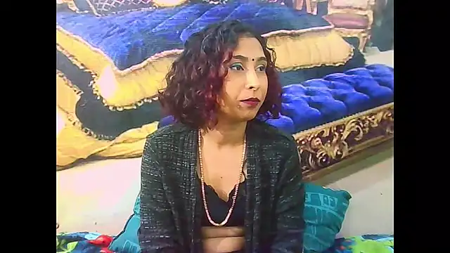 IndianSexyButtn Live XXX chat