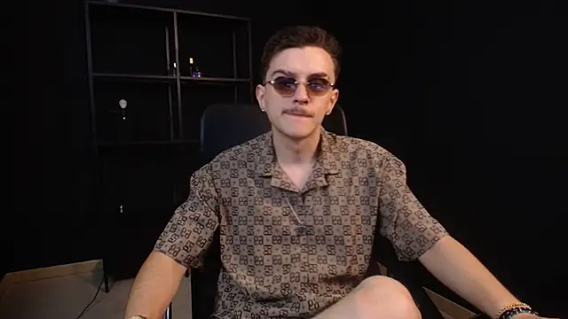 FelixStarkk Chat XXX in diretta