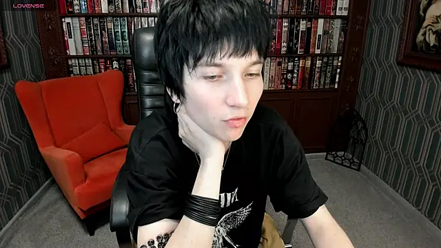 AdonBev live XXX chat
