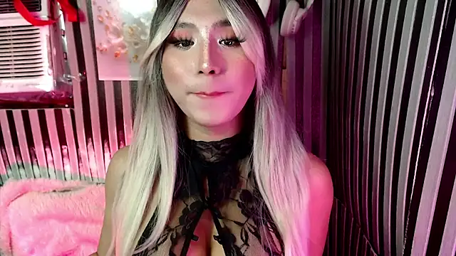 HoresCOCKLUCYのライブXXXチャット