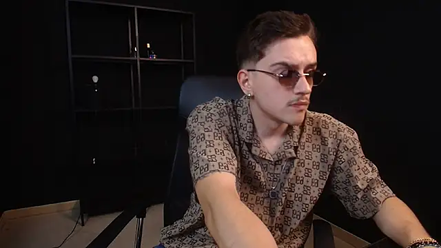 Chat XXX ao vivo de FelixStarkk