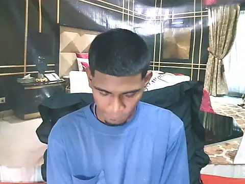 IndianThuggin 现场XXX聊天