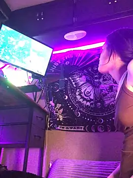הופעת וובקאם של Lilactease