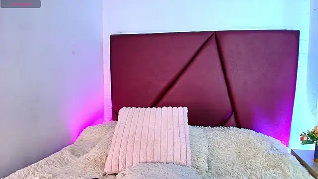 Lexi_Howard_ 现场XXX聊天