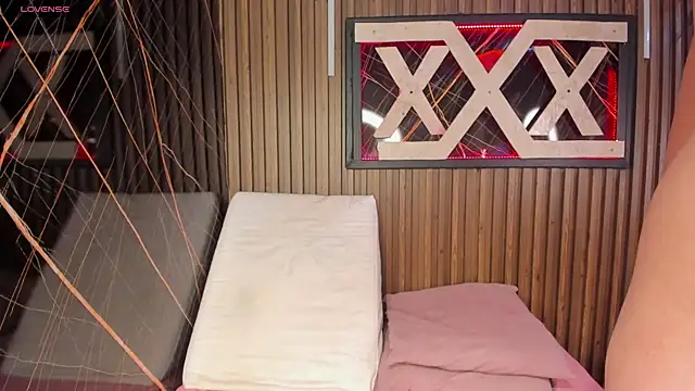 XXX chat uživo modela Miah_Palacio