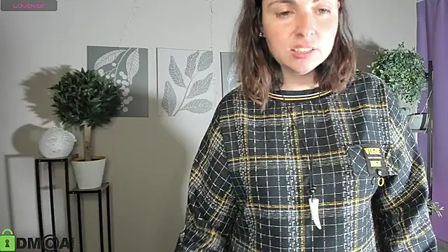 Chat +18 de MartaEdams ao vivo