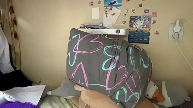 AquilineOrites' Live XXX Chat