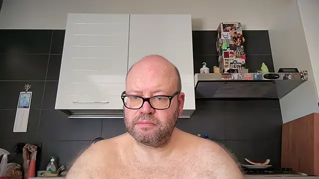 Chatroom XXX en direct de theitalianbear