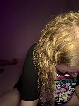 EmmieRae's Live XXX Chat