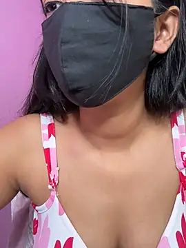 Chat XXX ao vivo de Neha18